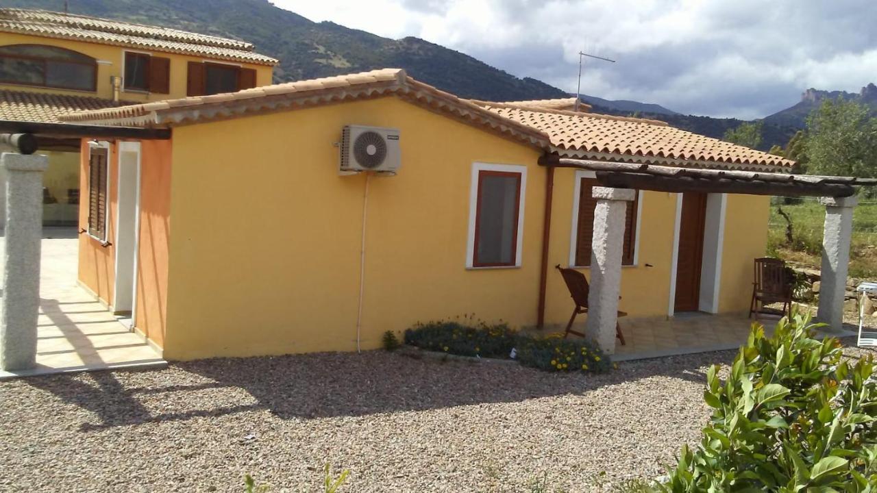 Agriturismo Donnolu Tertenìa 外观 照片